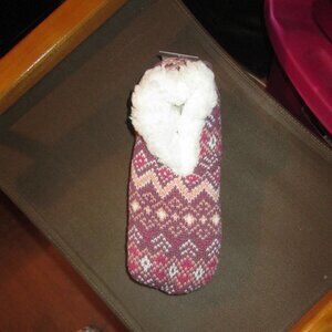 Warm and Cozy Slippers -lined